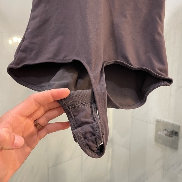 Free people deep v bodysuit - Picture 4 of 4